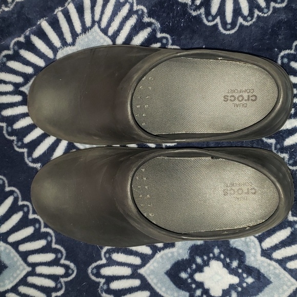 Black CROCS - Picture 4 of 7